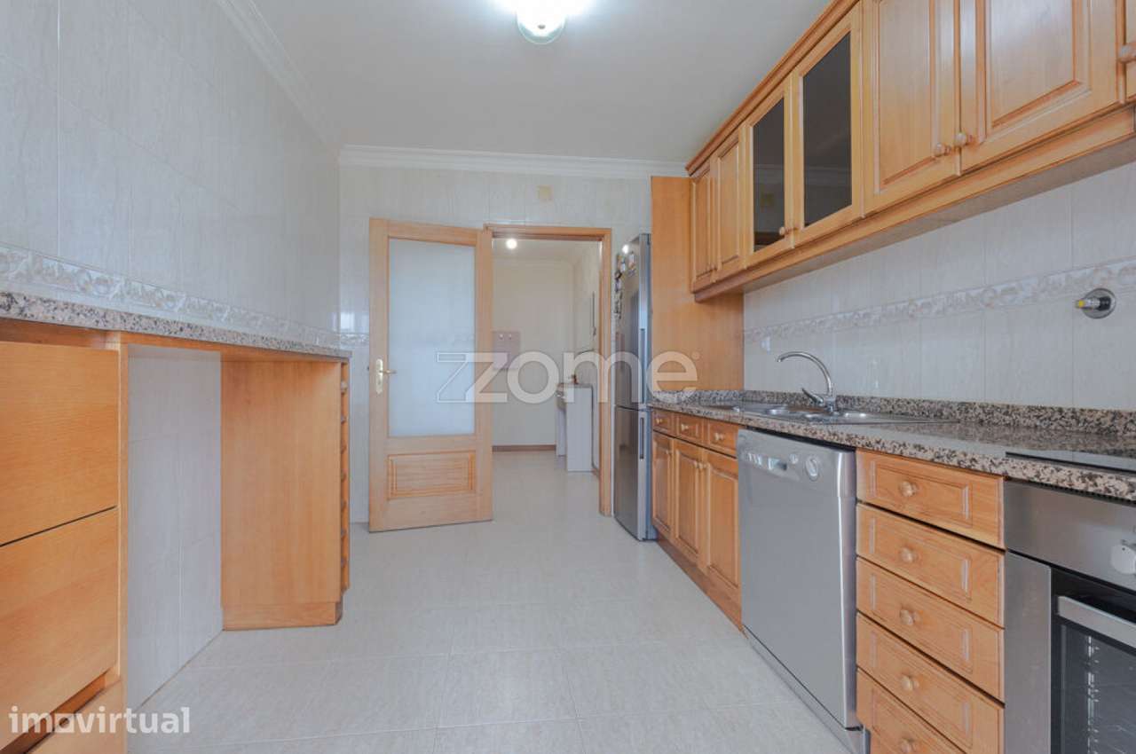Fantástico Apartamento T2 com Box Fechada e varanda - Grande imagem: 4/26