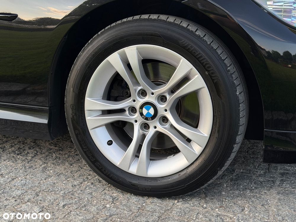 BMW Seria 3 - 23
