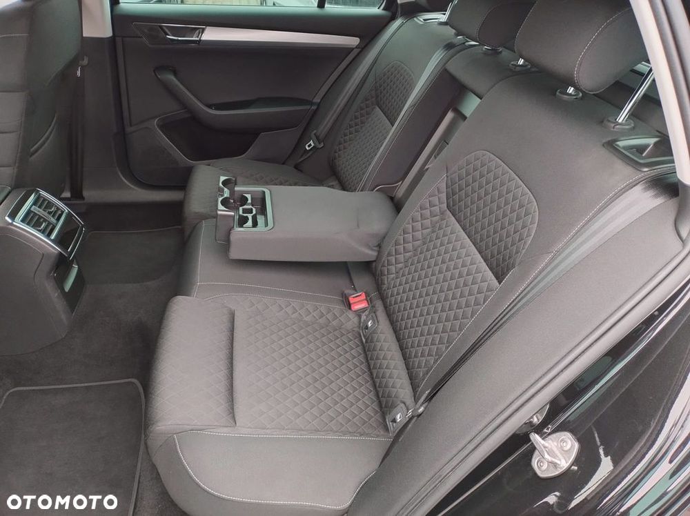 Skoda Superb 1.5 TSI Ambition DSG - 12