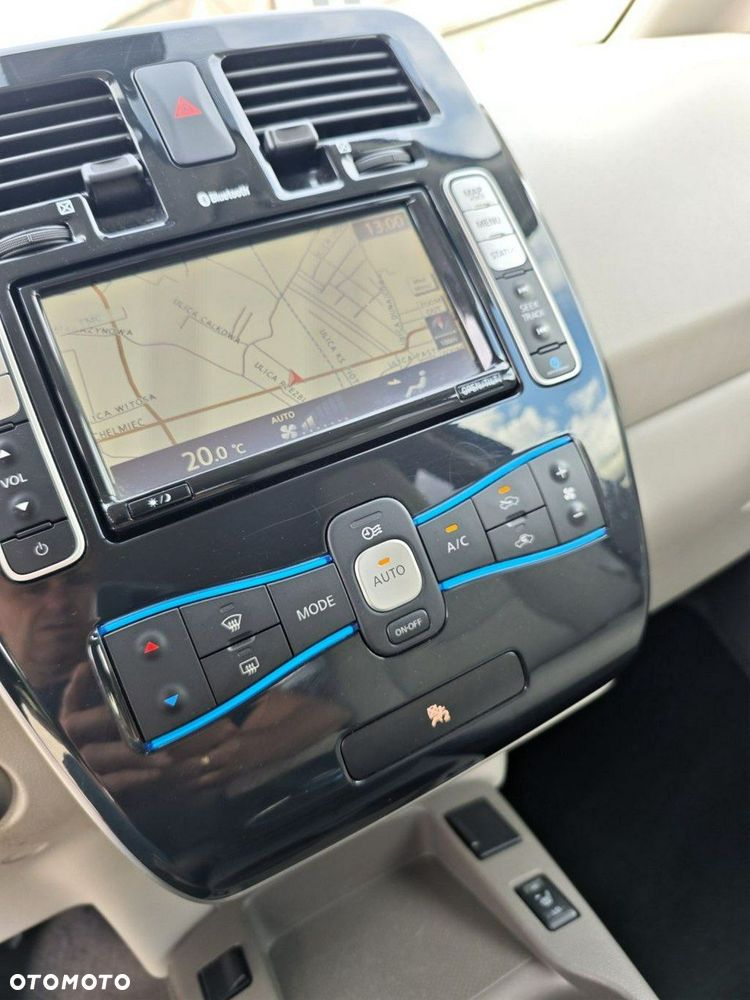 Nissan Leaf - 12