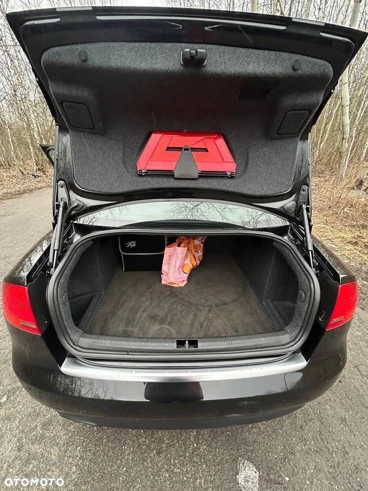 Audi A4 Limousine 2.0 TDI DPF - 21