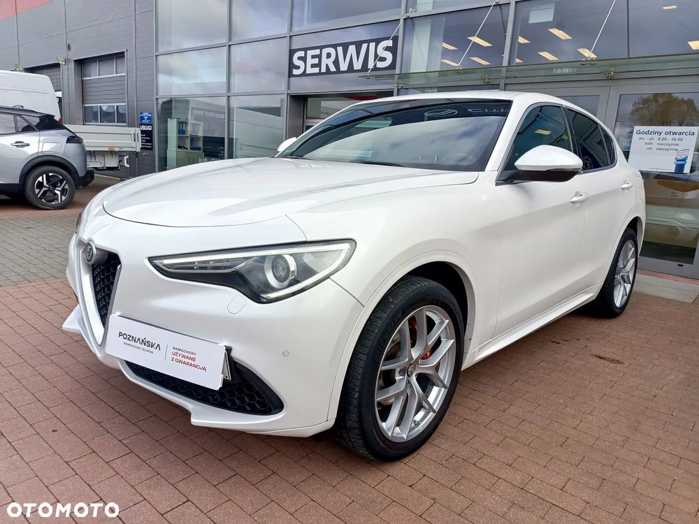 Alfa Romeo Stelvio 2.0 Turbo Executive Q4 - 4