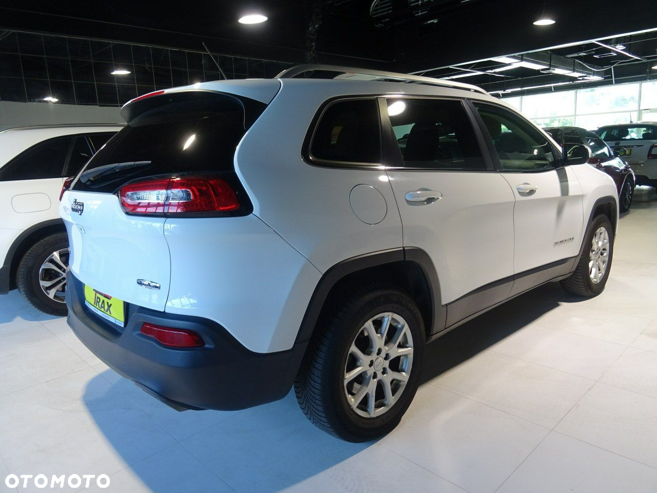 Jeep Cherokee - 4