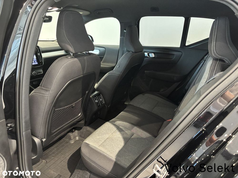 Volvo XC 40 - 26