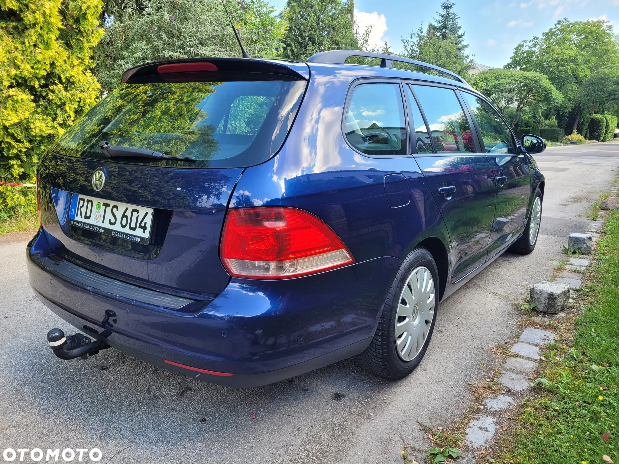 Volkswagen Golf 1.9 TDI DPF Comfortline - 4