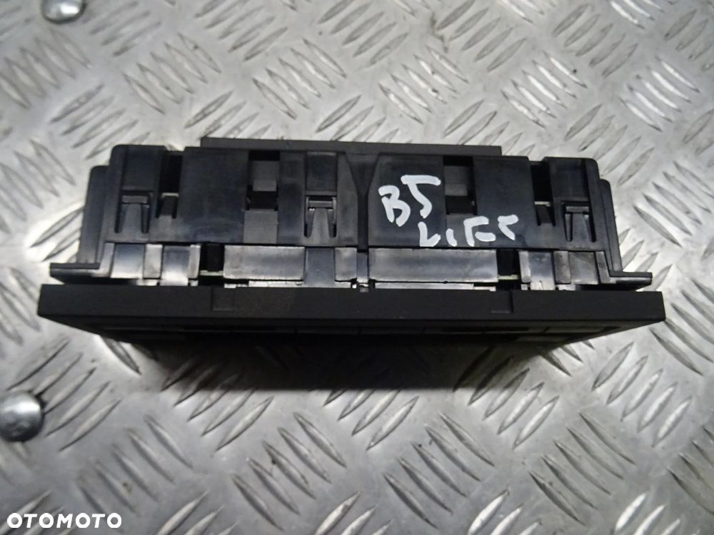 VW PASSAT B5 LIFT SEDAN 00-05 (2005R) 1.9 TD  PANEL KLIMATYZACJ 3B1907044K - 7