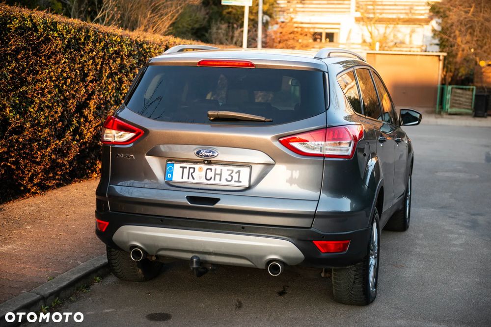 Ford Kuga 2.0 TDCi 4WD Titanium - 6
