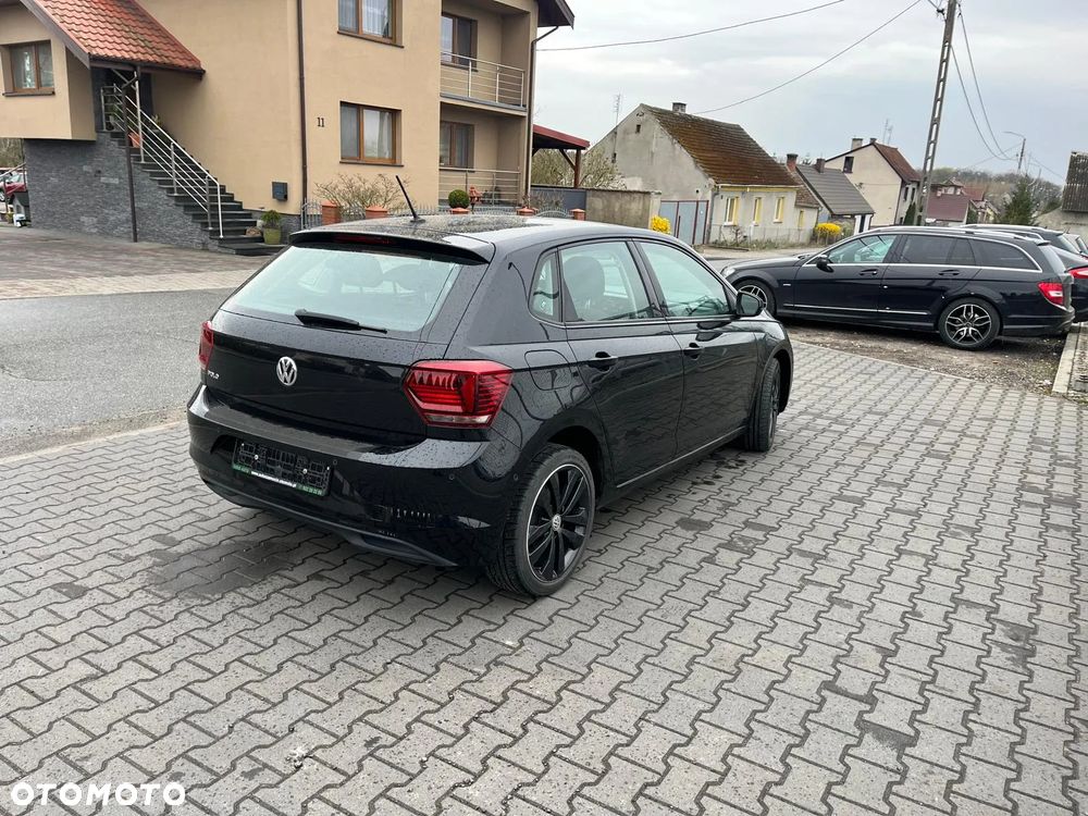 Volkswagen Polo - 3