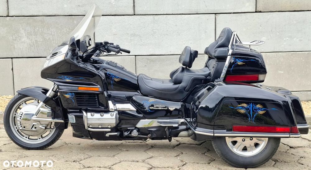 Honda GL - 12