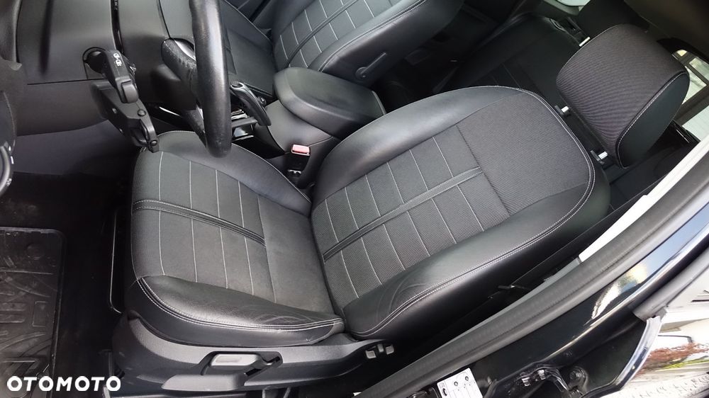 Ford Kuga - 20