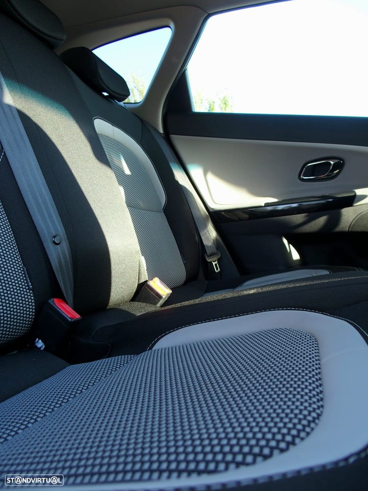 Kia Ceed - 7