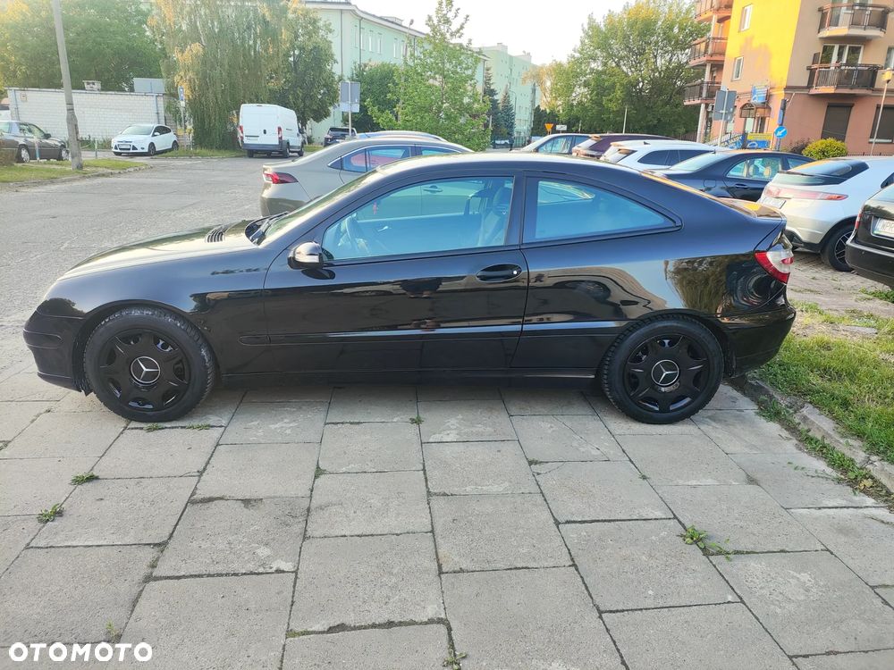 Mercedes-Benz Klasa C 200 Kompressor - 8