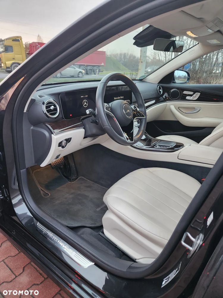 Mercedes-Benz Klasa E 450 4-Matic Exclusive - 2