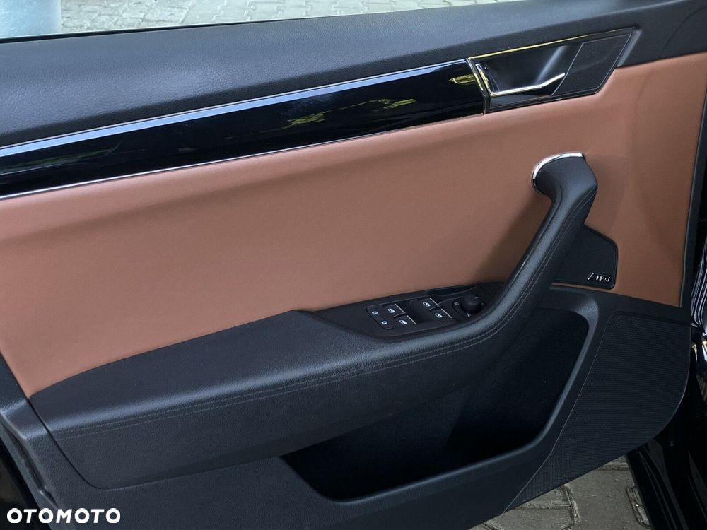 Skoda Superb 2.0 TDI SCR L&K DSG - 13