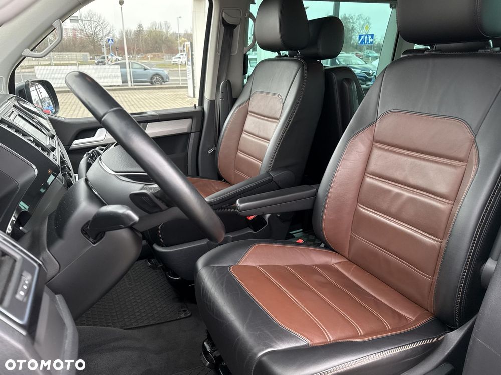 Volkswagen Multivan - 11