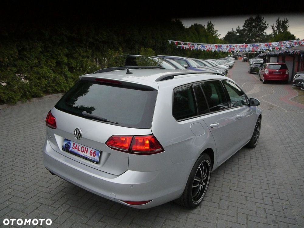 Volkswagen Golf 1.6 TDI BlueMotion Technology Comfortline - 5