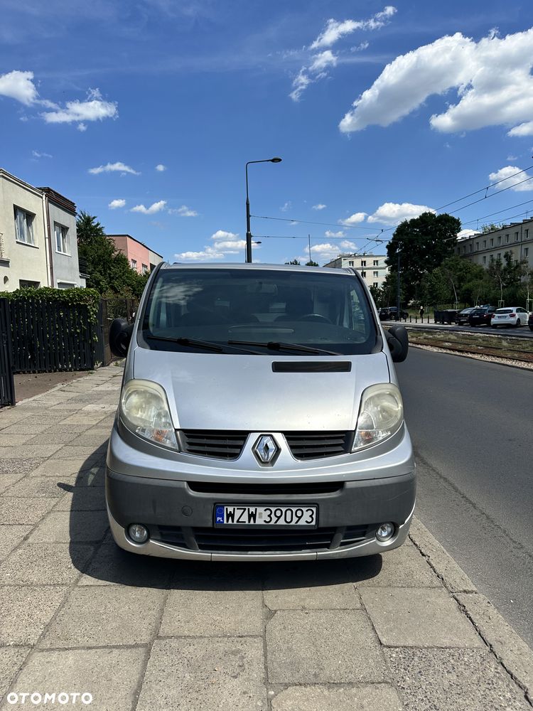 Renault Trafic - 2