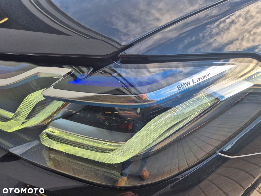 BMW Seria 5 530d mHEV Luxury Line - 11