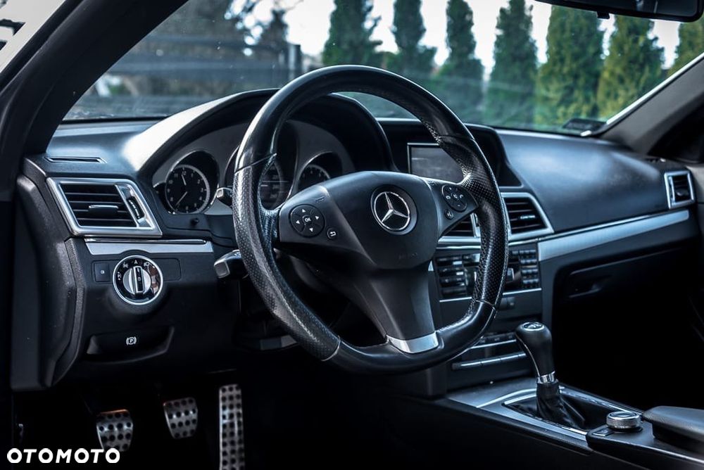 Mercedes-Benz Klasa E - 12