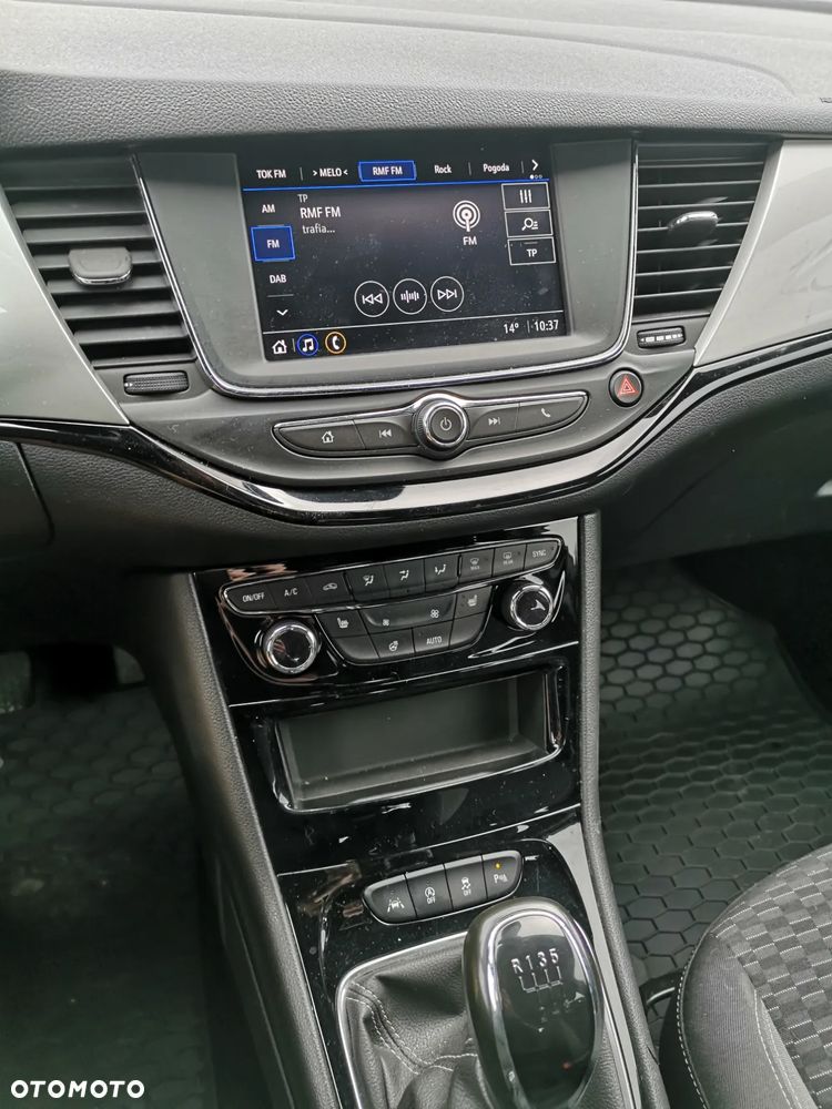 Opel Astra 1.2 T Elegance S&S - 12