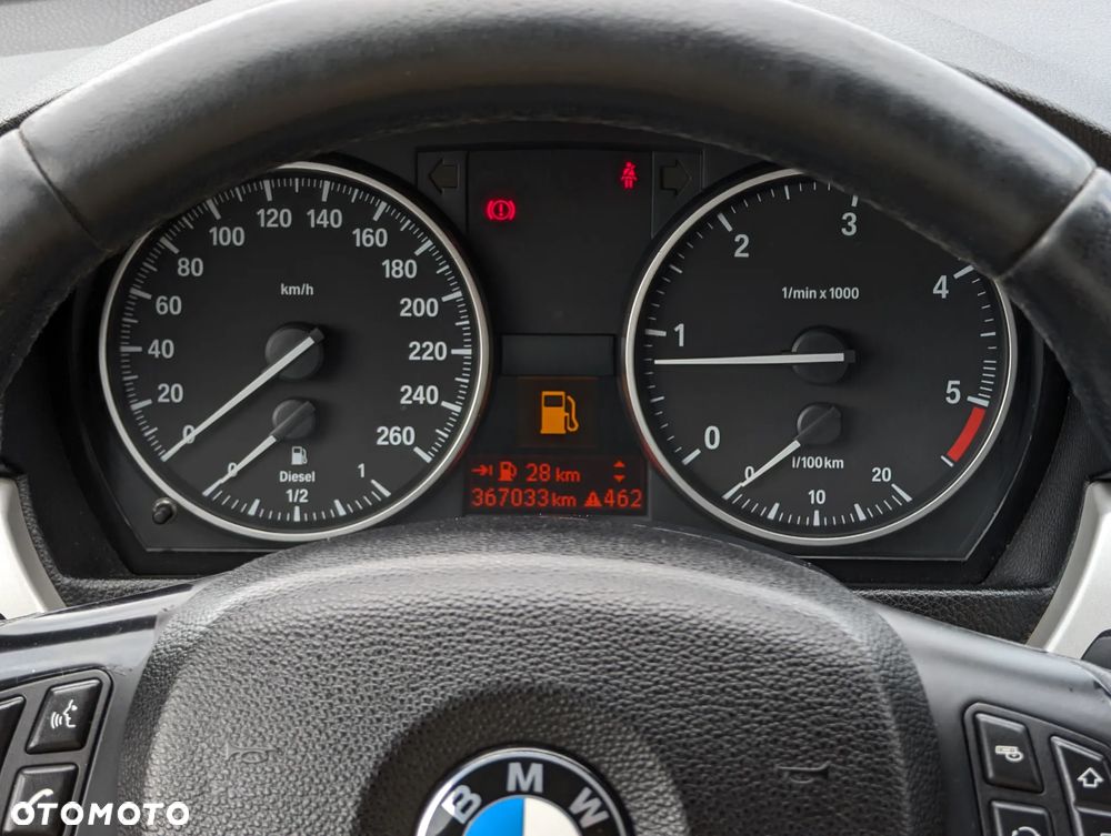 BMW Seria 3 318d Sport Line - 28