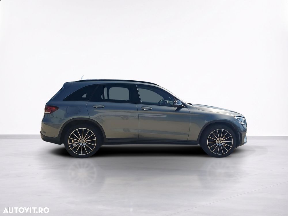 Mercedes-Benz GLC 300 d 4MATIC 9G-TRONIC AMG Line - 7
