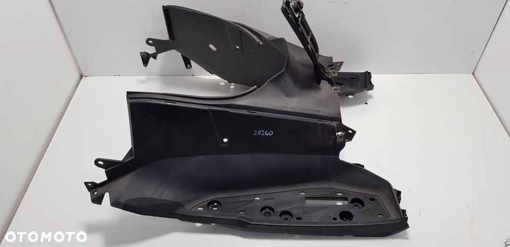 Yamaha X-MAX 125 Podłoga Podest 14-17 - 2