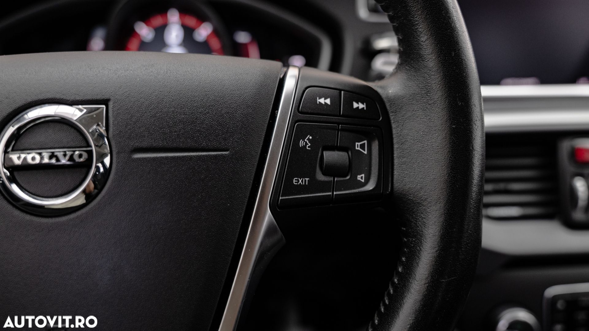 Volvo V40 D2 Aut. Momentum - 22