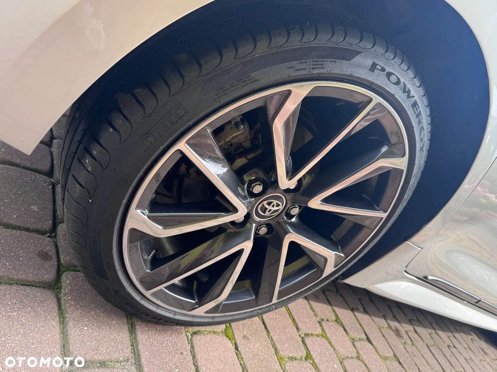 Toyota Corolla 1.8 Hybrid GPF Executive - 11