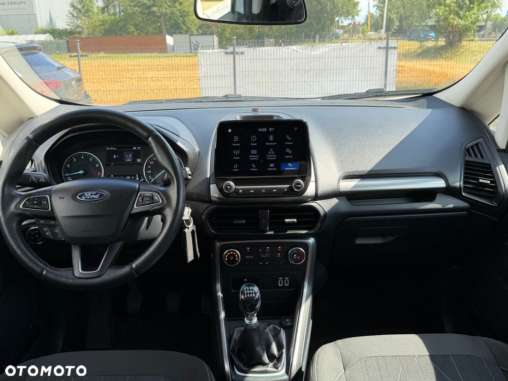 Ford EcoSport - 24