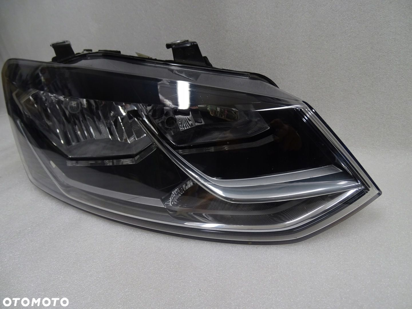 VW POLO 6C1 LIFT - lampa przednia prawa - 3