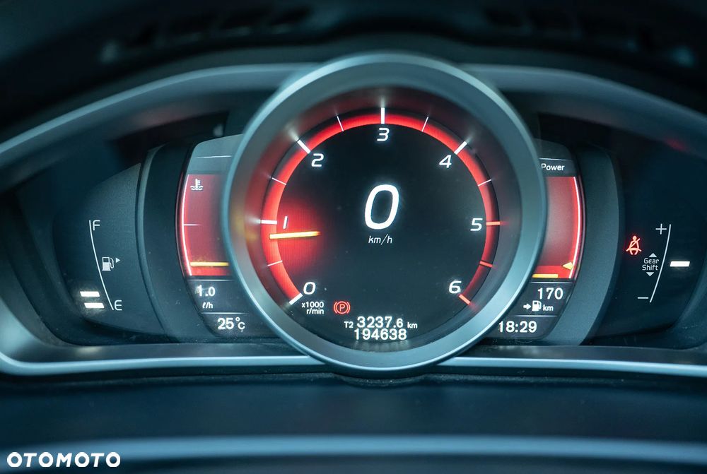 Volvo V40 D2 Drive-E Kinetic - 12