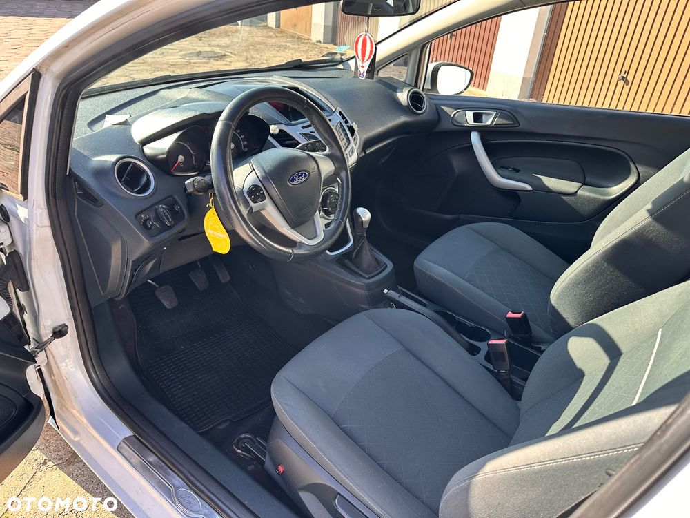 Ford Fiesta 1.25 Trend SVP - 11