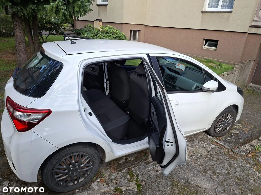 Toyota Yaris - 3
