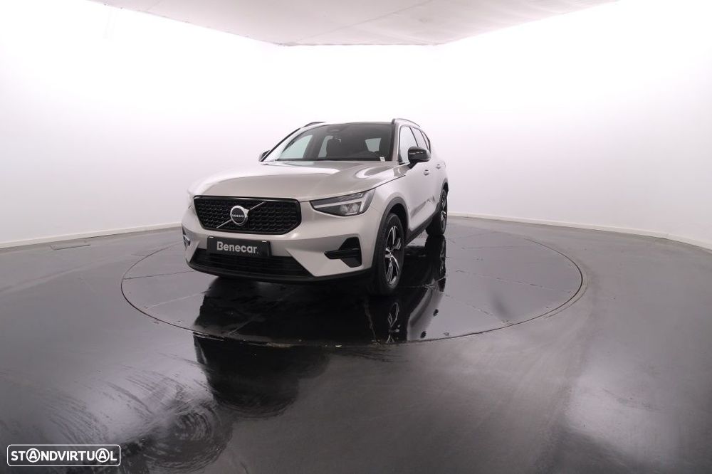 Volvo XC 40 2.0 B3 Plus Dark - 14