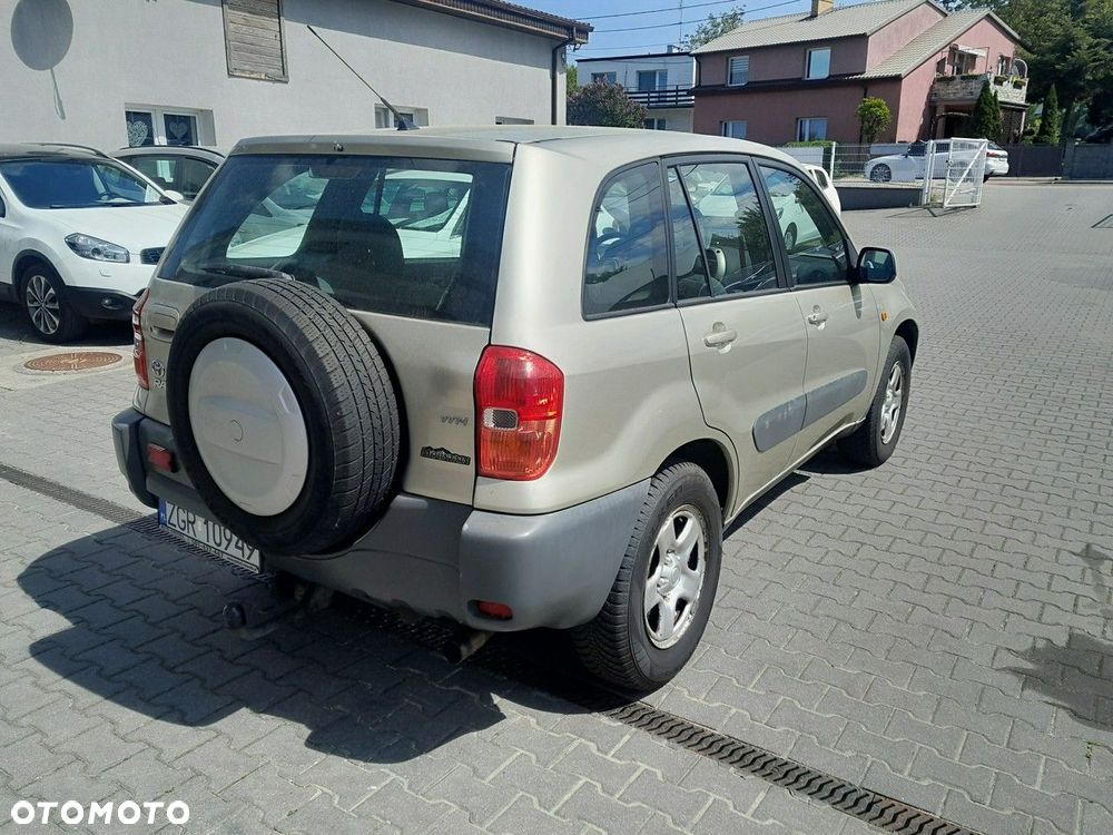 Toyota RAV4 2.0 VVT-i 4x4 - 3