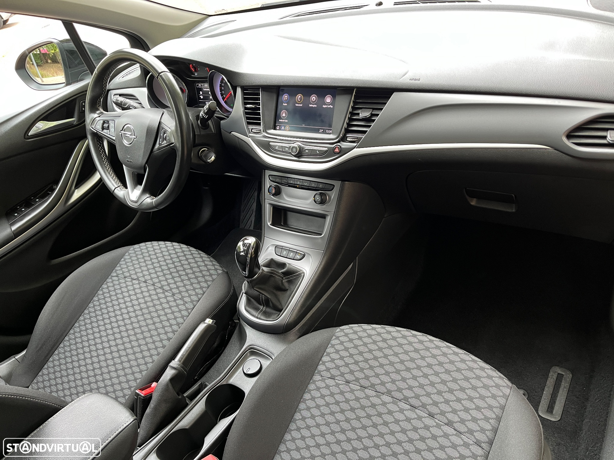 Opel Astra 1.2 T Business Edition S/S - 28