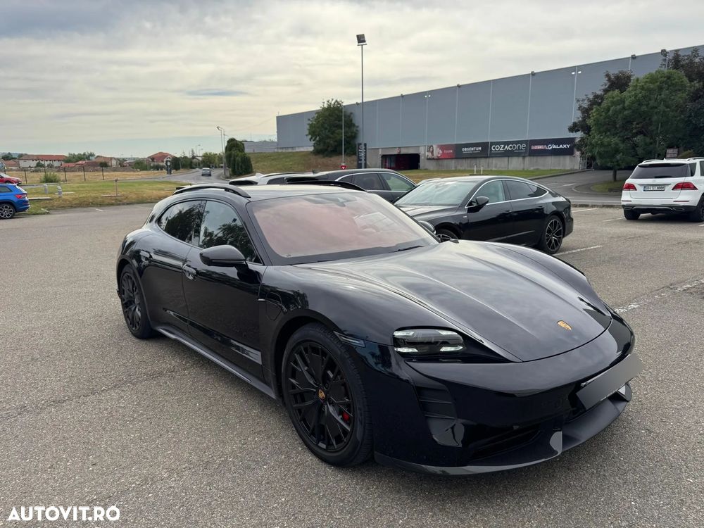 PORSCHE Taycan 2023 — imagine 6