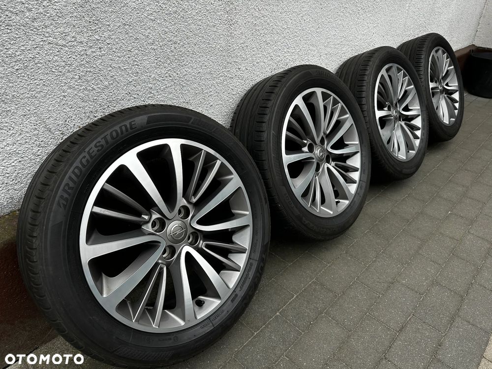 215 50 17 / 4x108 / OPEL Crossland PEUGEOT 207 208 308 GT CITROEN DS3 C3 C4 / CONTINENTAL - 1