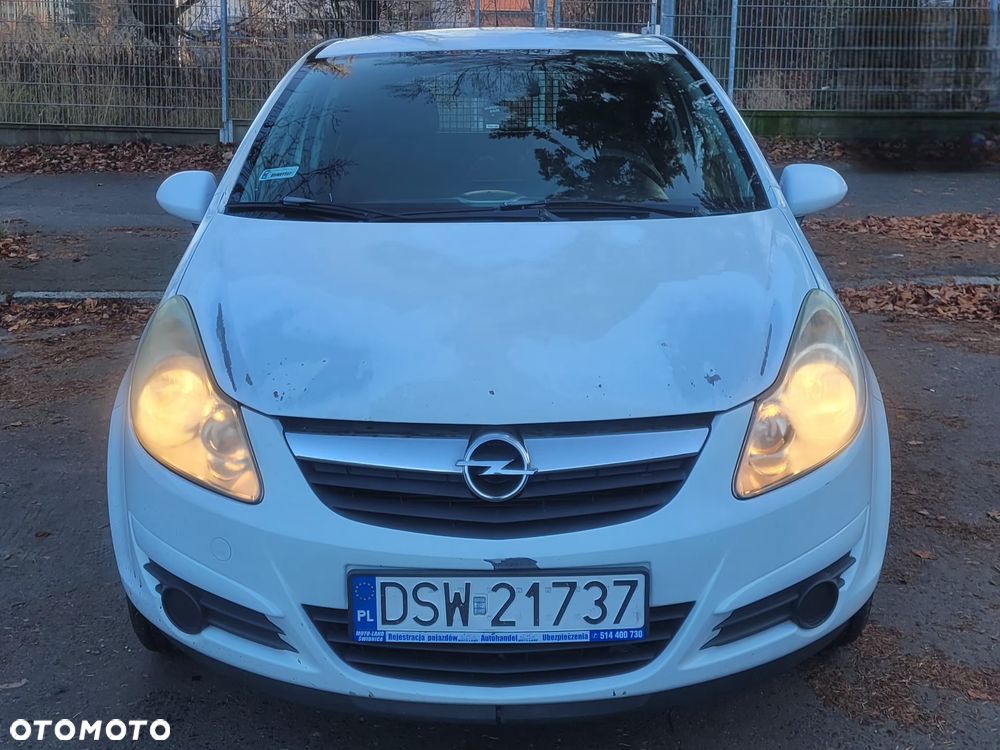 Opel Corsa - 1