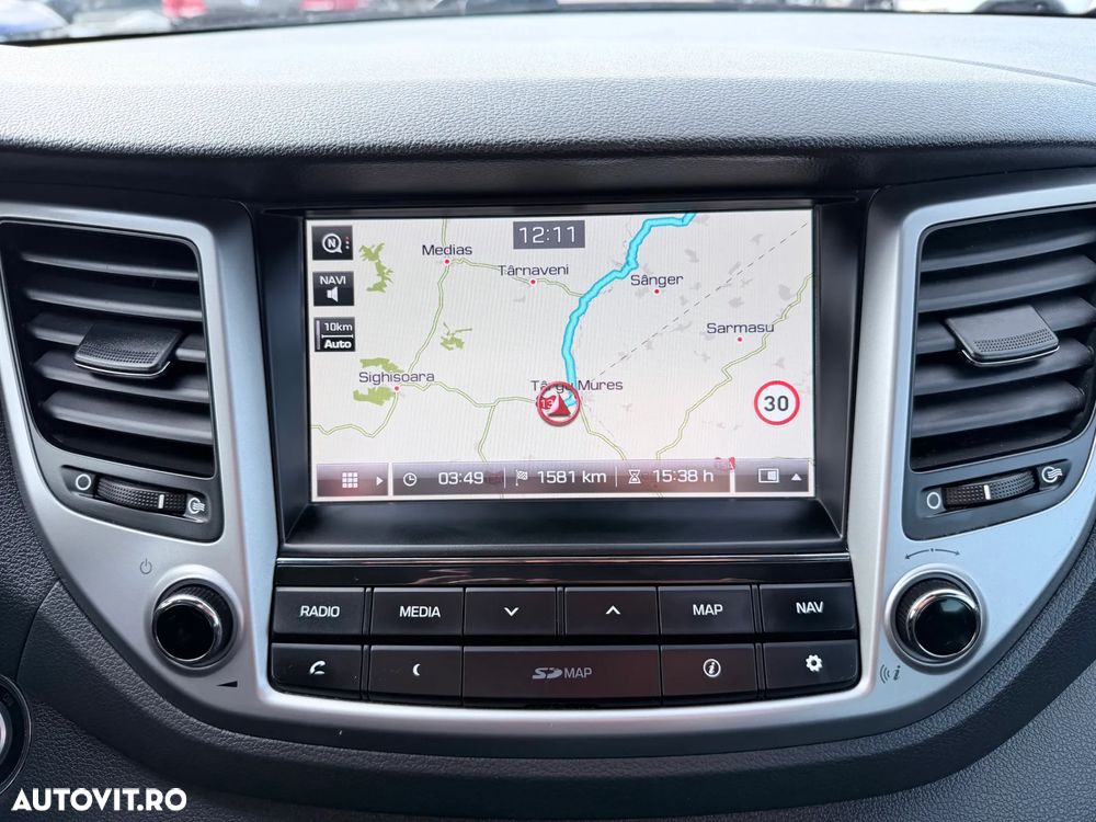 Hyundai Tucson blue 2.0 CRDi 4WD Premium - 17