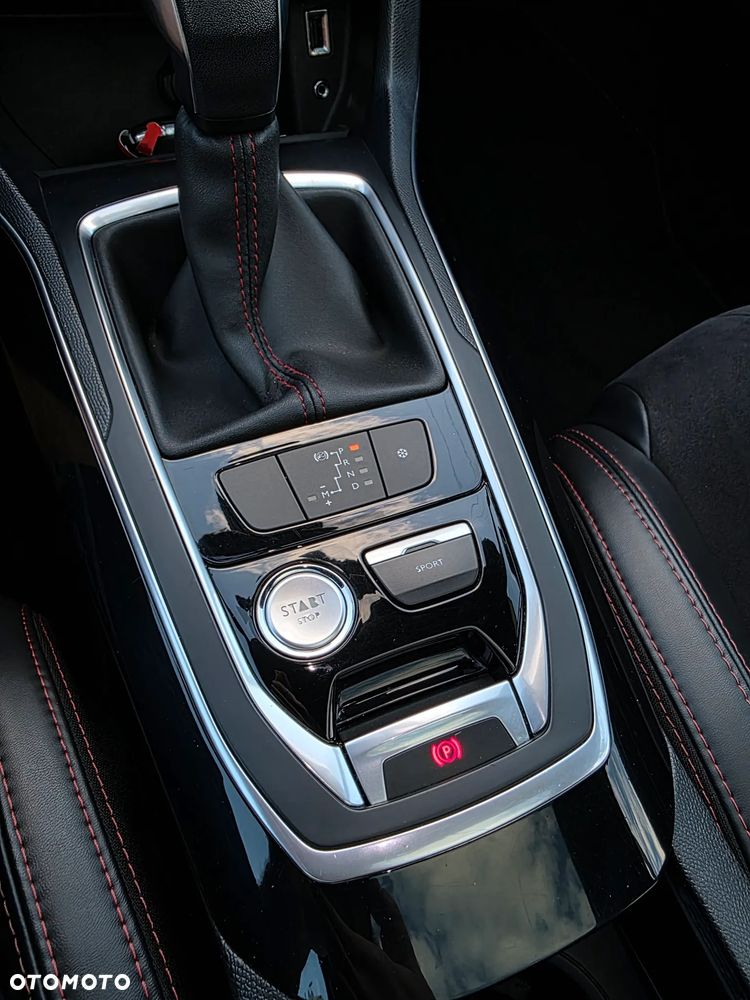 Peugeot 308 BlueHDi 150 EAT6 Stop & Start GT-Line Edition - 21