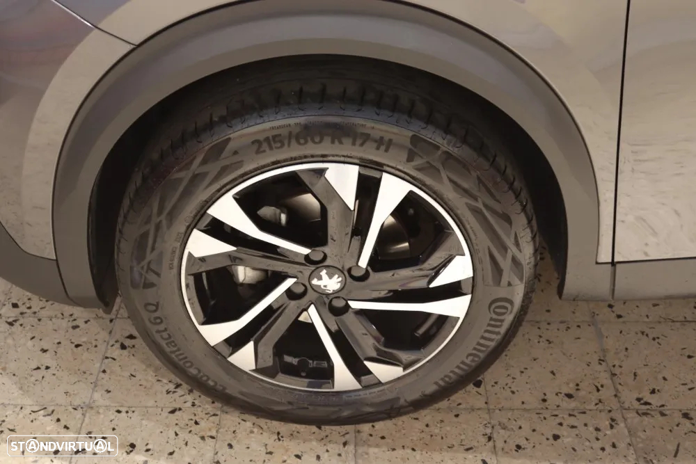 Peugeot 2008 1.2 PureTech GT EAT8 - 30