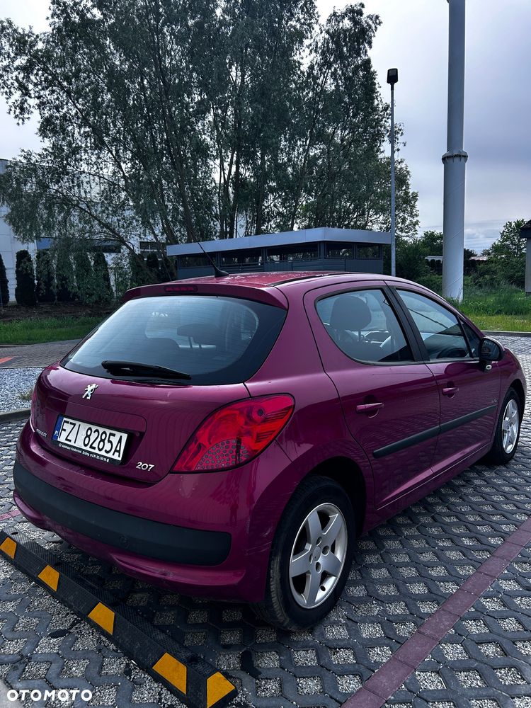 Peugeot 207 1.4 16V Trendy - 5