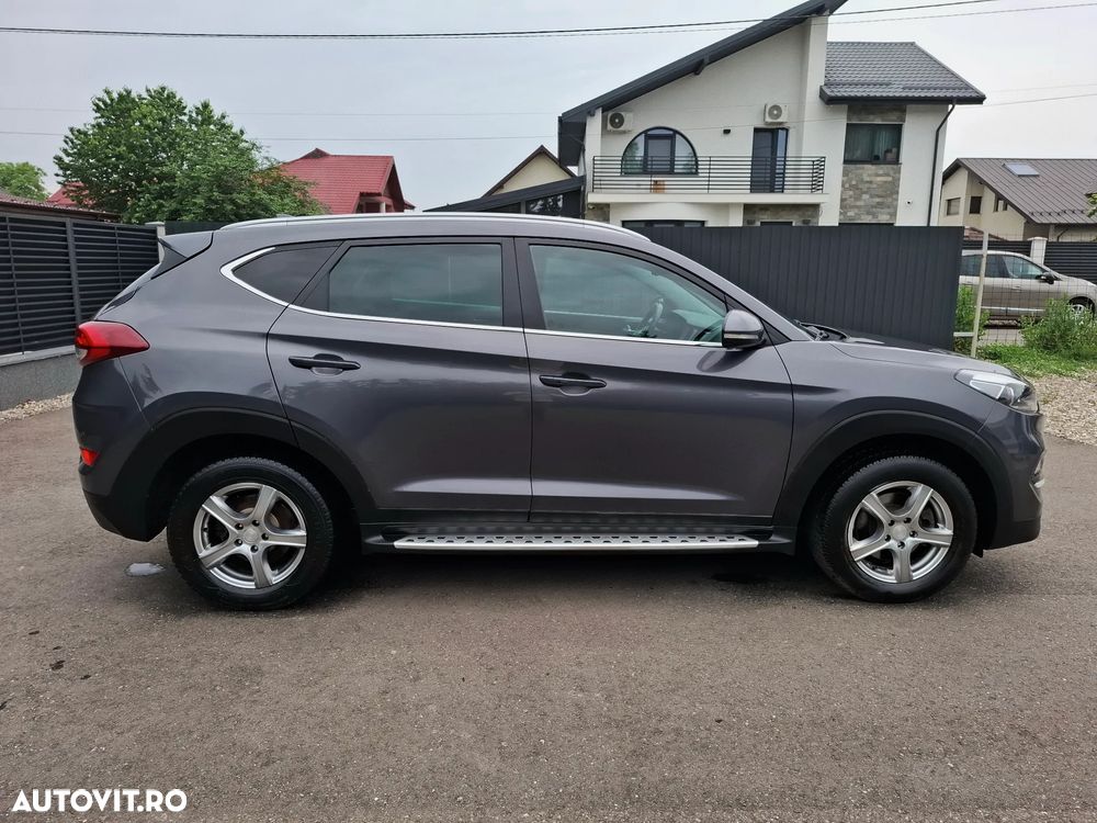 Hyundai Tucson blue 1.7 CRDi 2WD Style - 10