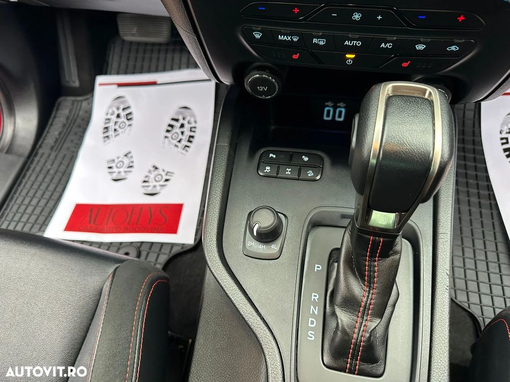 Ford Ranger Pick-Up 2.0 EcoBlue 213 CP 4x4 Cabina Dubla Limited Aut. - 16