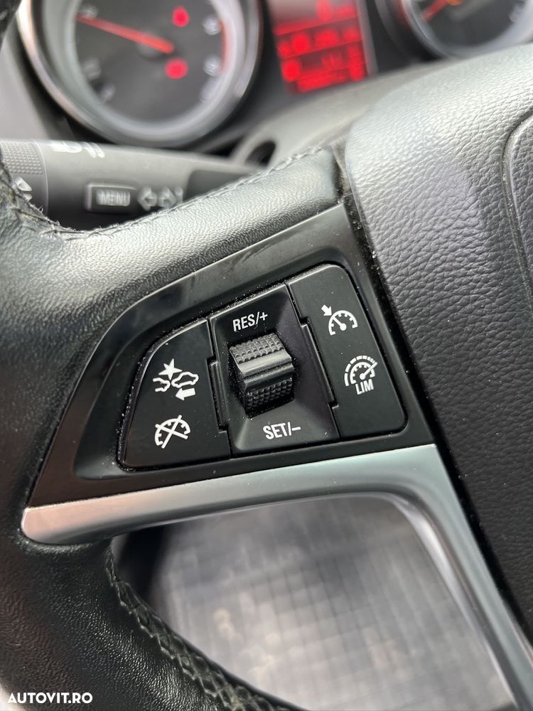 Opel Astra 2.0 CDTI ECOTEC Start/Stop Sport - 9