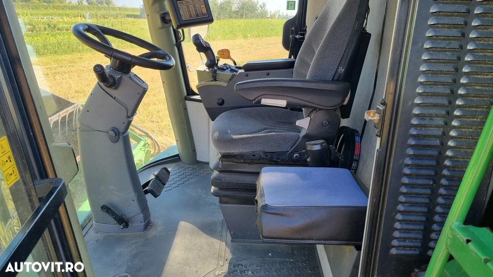 John Deere W440 - 24