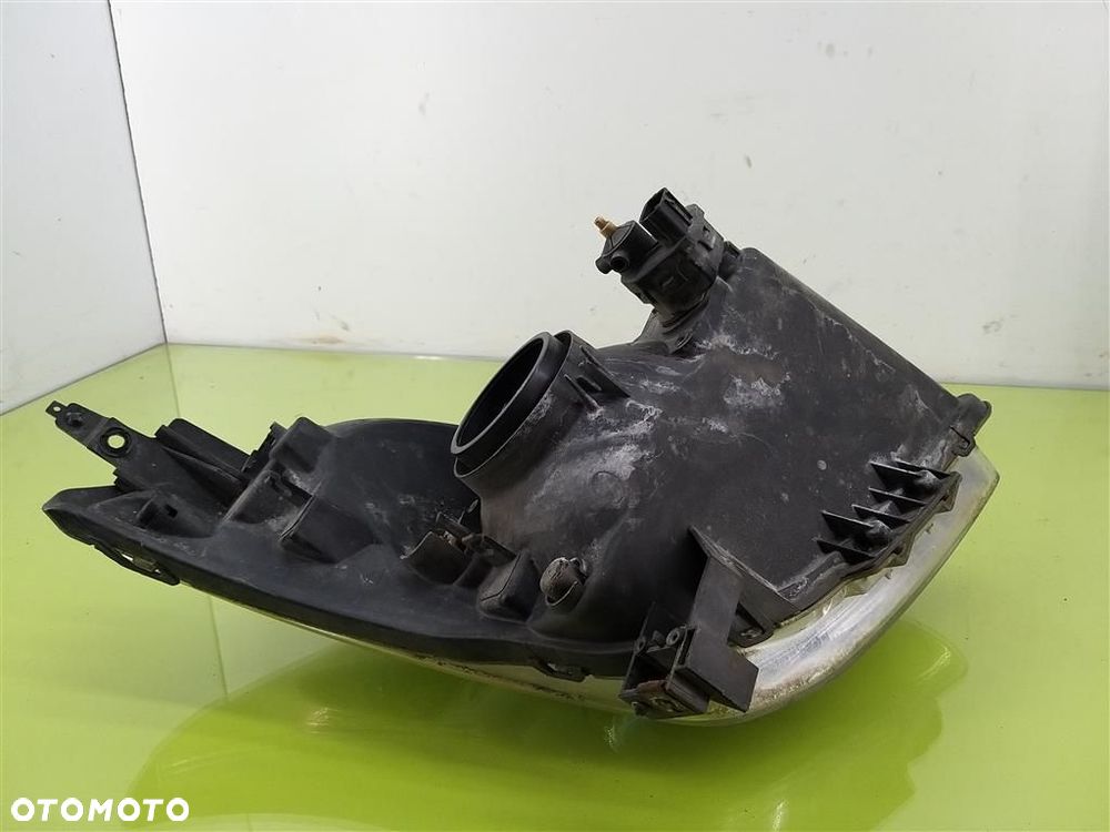 Reflektor lampa przód lewa Suzuki Swift IV 2004-2010 35300-62J11 ORYGINAŁ - 2