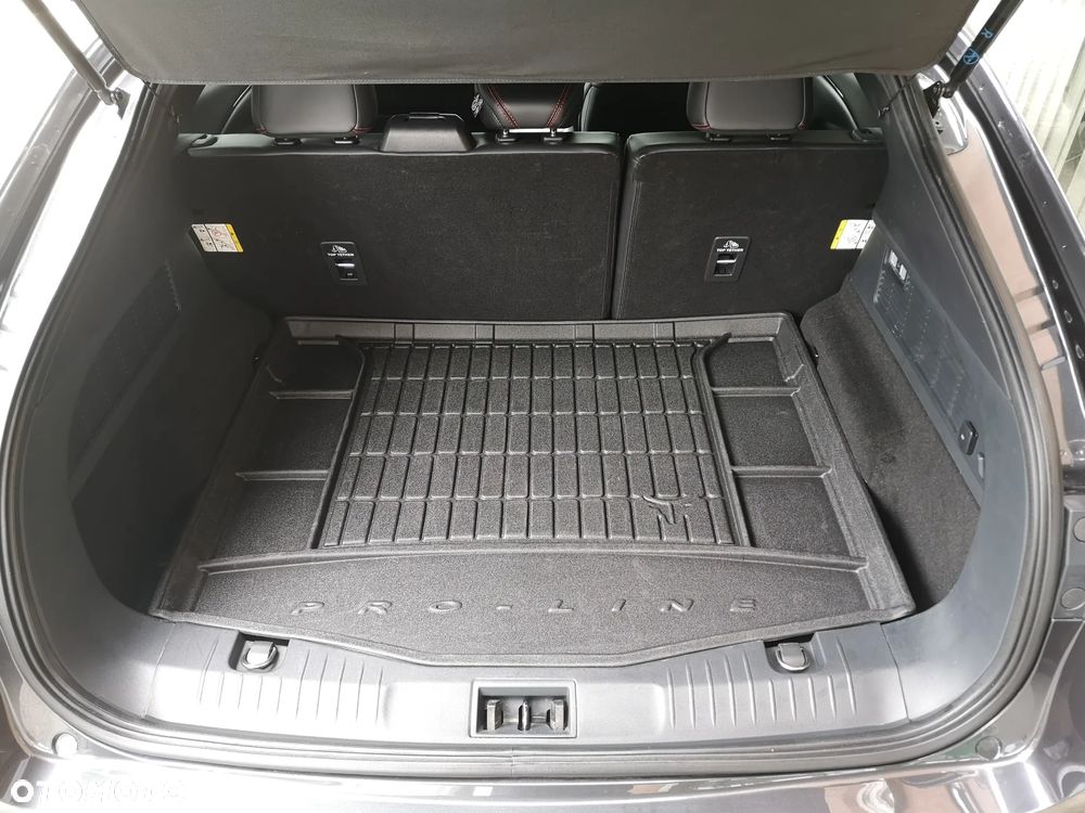 Ford Mustang Mach-E AWD - 33